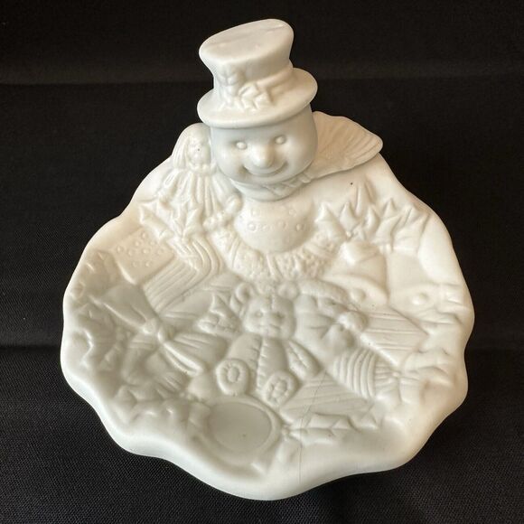 World Bazaar's Snowman Dish, White Ceramic Candy, Soap, Bowl Decor Frosty - Picture 2 of 12